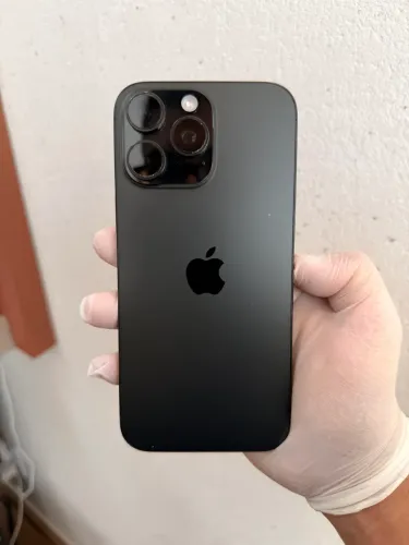 iPhone 16 Pro Max Black Titanium 256gb - Bateria 93%