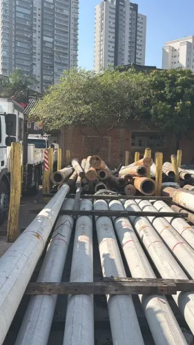 POSTES DE CONCRETO USADOS - BOM ESTADO