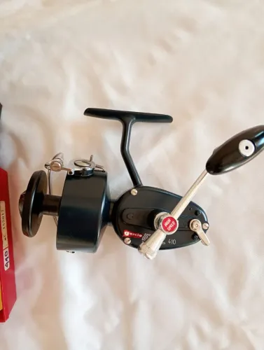 Molinetes de pesca Mitchell alguns modelos