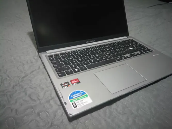 Notebook Asus Vivobook 15