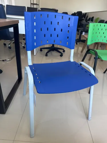 Cadeira fixa ISO/ATUALI 