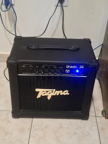 Vendo amplificador Tagima Urânio30