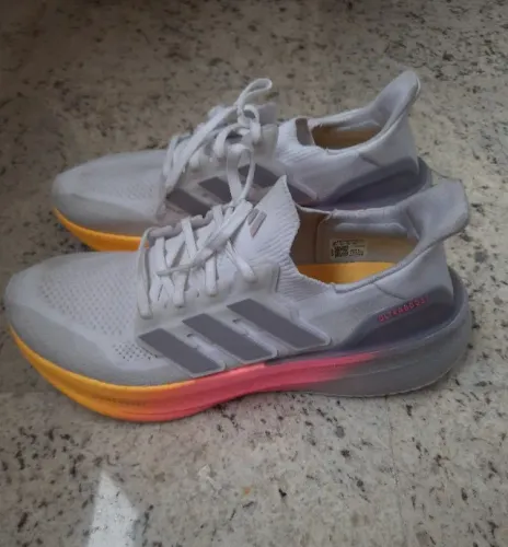 Tenis Adidas Ultraboost 5 Tam. 42