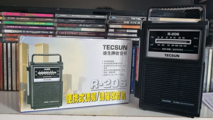 Radio Tecsun R-206 Analogico ( UNICO NO OLX)