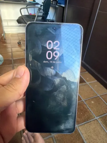 Samsung S24