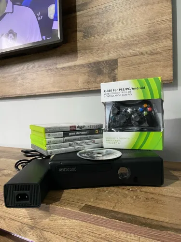 ? VENDO XBOX 360 COMPLETO + 6 JOGOS + CONTROLE NOVO