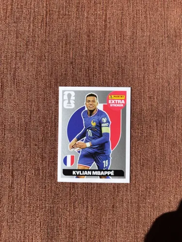 Figurinha Legend Prata do Mbappe Original Panini
