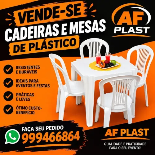Cadeiras e mesas de plástico