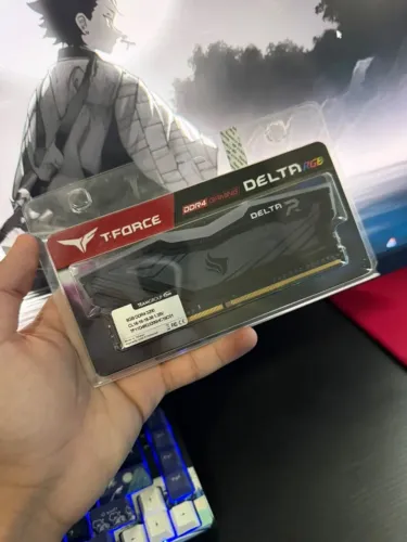 Memória RAM T-Force Vulcan 8GB DDR4 3200MHz