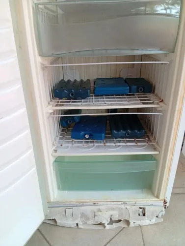Freezer Vertical. Aceita proposta