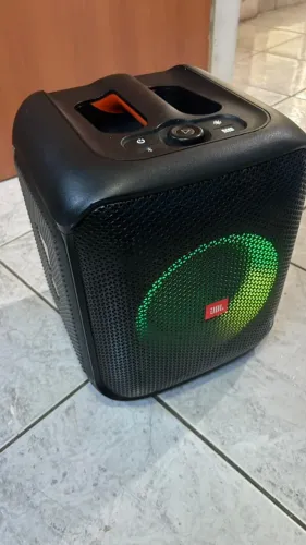 Caixa de Som JBL Partybox Encore Essential | 100w | Bluetooth | 6 de Autonomia