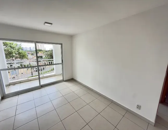 Alugo apartamento de 2 quartos repleto em armários perto Parque Cascavel  Jardim Atlântico
