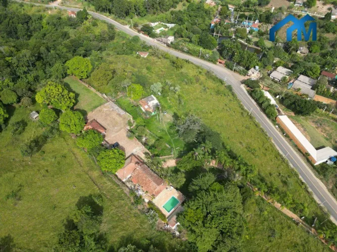 Sítio à venda com 38032 m² por R$ 4.000.000 - frente para estrada do Pinheirinho - Itu/SP