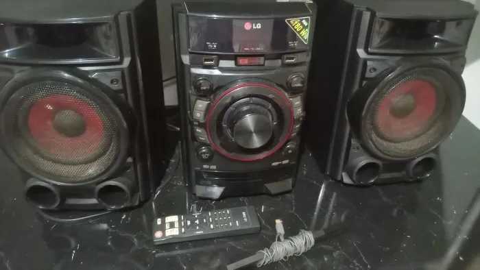 Vendo micro system usado com controle remoto