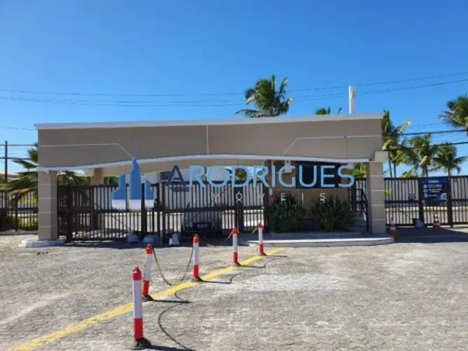 Oportunidade de Casa à venda na Praia do Flamengo espaçosa e arejada em condomínio fechado