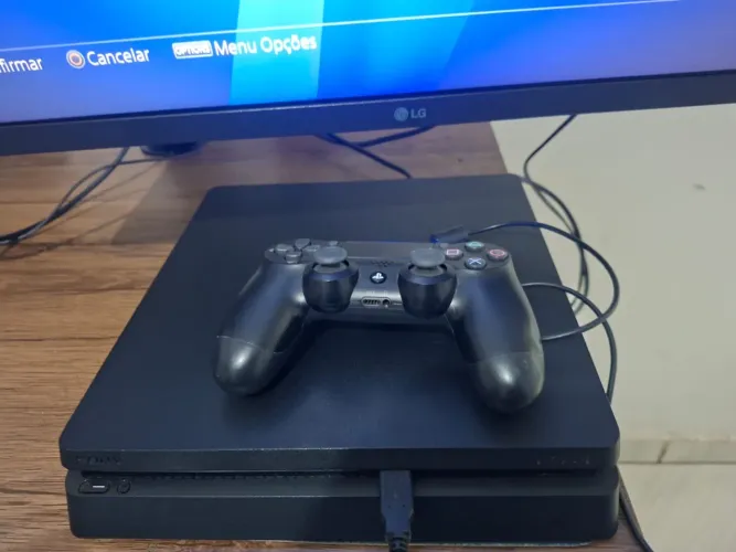 Ps4 slim