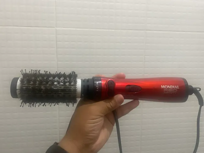 Vendo escova secadora rotativa original da mondial