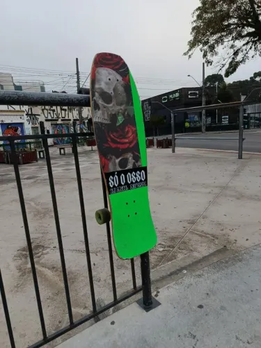 Skate simulador de surfe old School, SÓ O OSSO 
