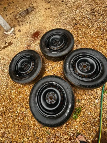 Roda e Pneu Aro 16