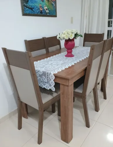 Mesa com 6 cadeiras Madesa