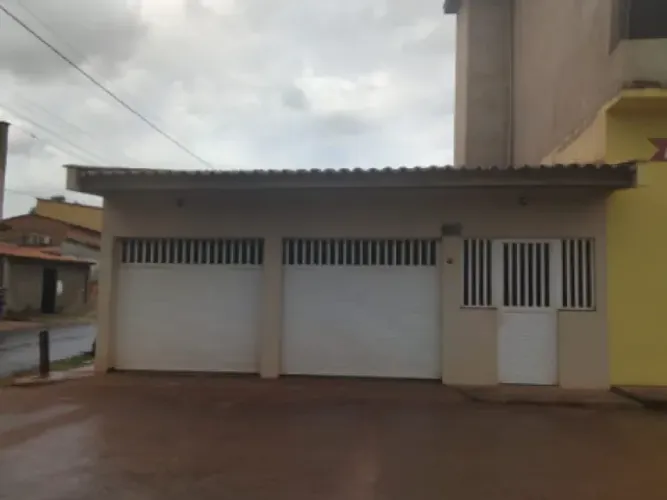Casa, Residencial, Subestação, 3 dormitório(s), 1 vaga(s) de garagem - 153m²