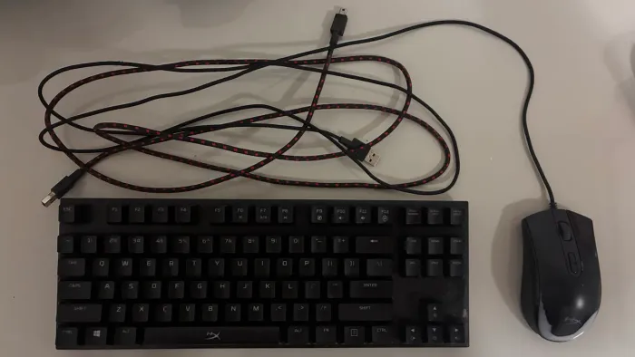 Mouse + Teclado HyperX
