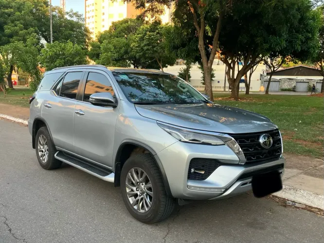 Toyota Hilux SW4 SRX 4X4 2.8 TDI 16V Dies. Aut. 2021