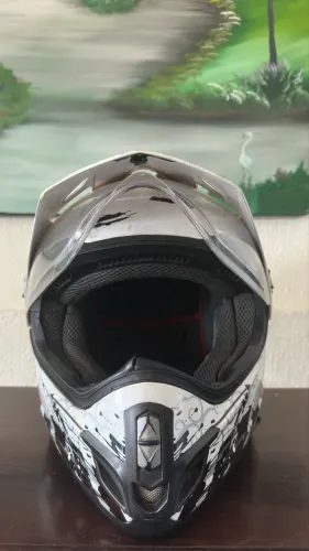 Capacete estilo cross helt