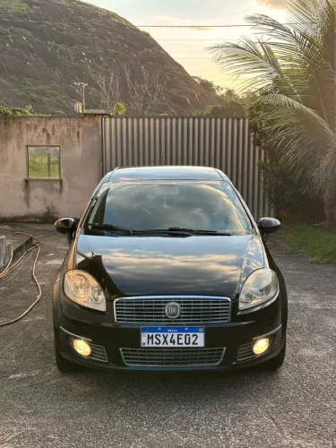 Fiat Linea Absolute 1.9/1.8 Flex Dualogic 4P 2010