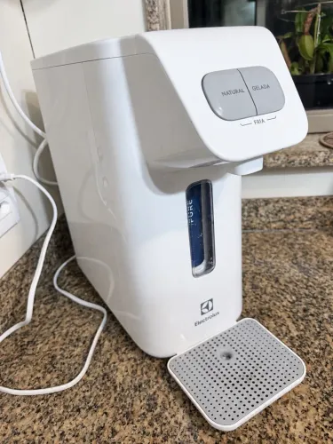 GELANDO BEM! Purificador Electrolux com Refil Original ? R$350