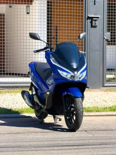 Moto automática Honda PCX 150 2022