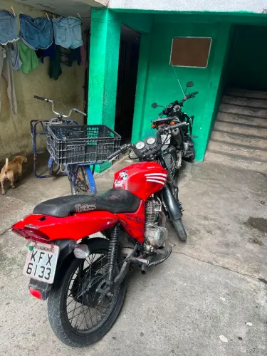 Moto muito boa motor em perfeito estado
