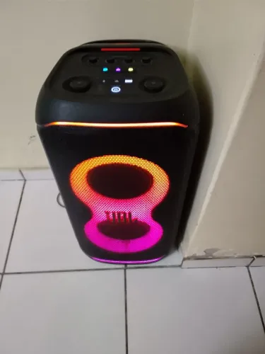 Vendo Caixa de Som JBL Party Box 320 no preço excelente 