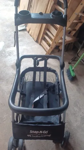 Carrinho pra bebe conforto