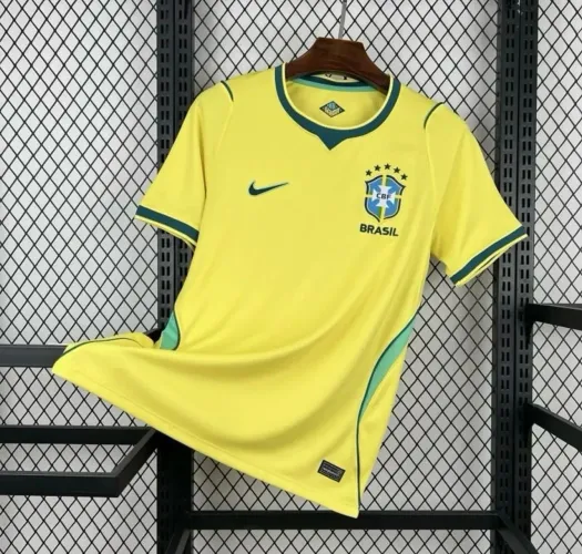 Camisa do Brasil amarela