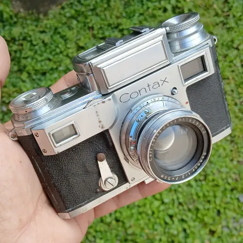 Camera Contax 
