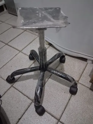 Base de assento de cadeira giratória