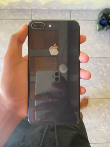 iPhone 8 plus pra negociar.