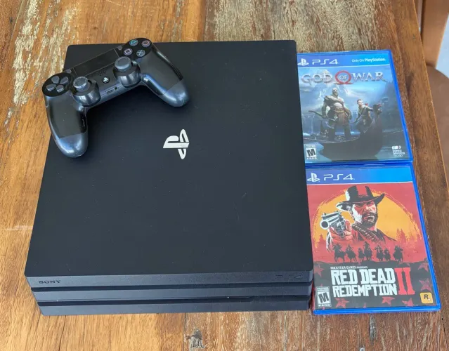 PS4 pro + 2 jogos