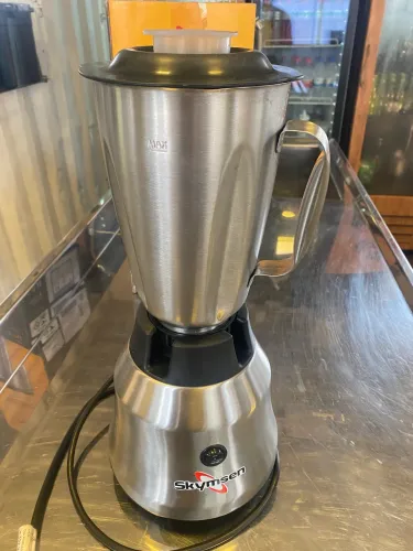 VENDO Liquidificador industrial SKYMSEN 1.5L Alta Rotação 600,00