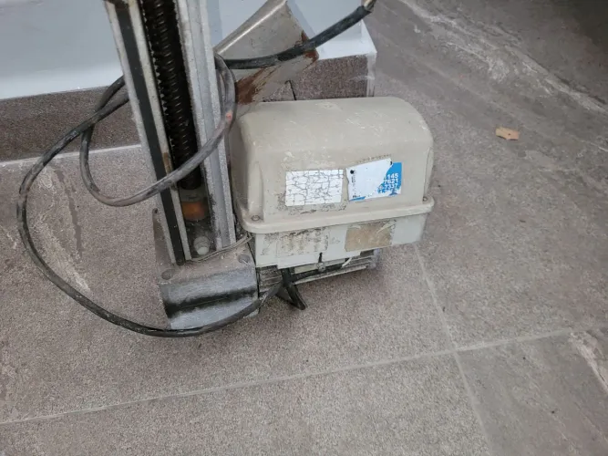 Motor de portão Peccinin