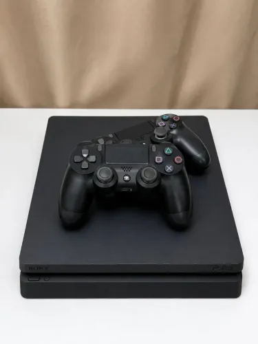 PlayStation 4 Slim 1TB