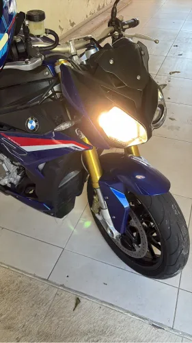 BMW S1000R AZUL