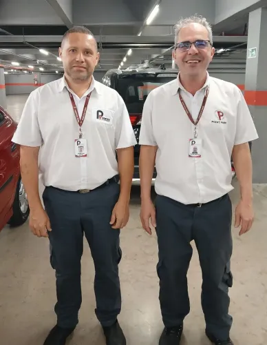 VAGAS, MANOBRISTA E CONTROLADOR