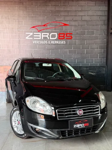 Fiat Linea Essence 1.8 Flex 16V 4P 2016
