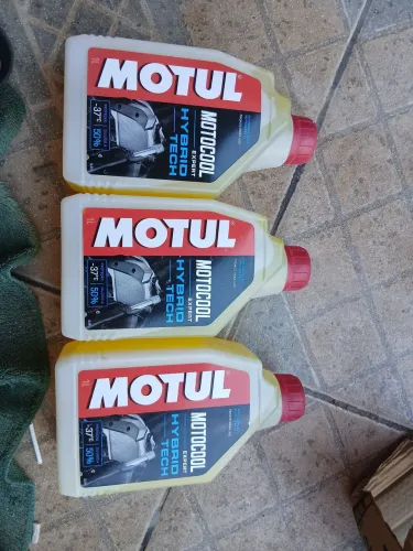 Fluido refrigerante e anticongelante para motos
