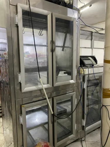 Balcão Expositor Refrigerado para Carnes com Gancheira - 3,30 m