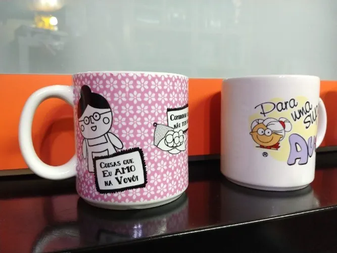 2 Canecas para presentear a Vovó 