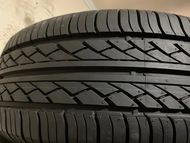 Pneu 235/60/16 Hankook K406 novo unidade valor mínimo