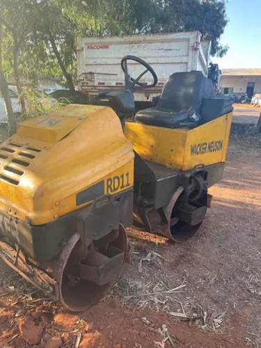 Oportunidade Mini rolo compactador walcker neuson